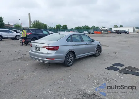 2020 Volkswagen Jetta 1.4T R-Line/1.4T S/1.4T Se from USA, damaged, VIN 3VWCB7BU0LM011370